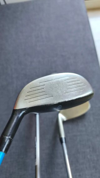 Set de 3 palos de golf: 2 hierros y 1 híbrido
