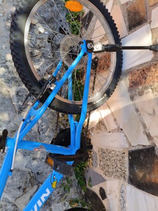 Bicicleta B-Twin 20 Azul