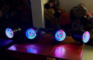 8 Focos Par 56 LED Negro, con las barras