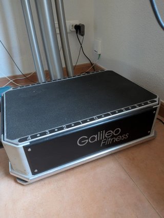 Máquina Vibratoria Galileo fitness control 0544