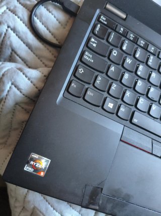 Portátil Lenovo ThinkPad Negro