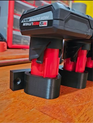 Soporte Batería 3D Milwaukee/Bosch/Einhell/ etc...