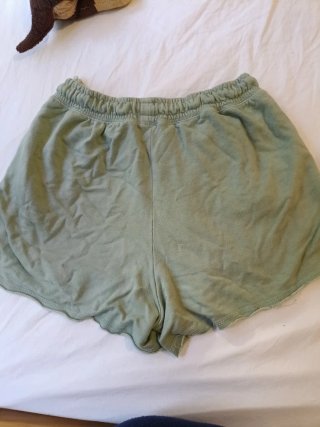 Pantalón corto verde