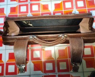 Briefcase vintage usata