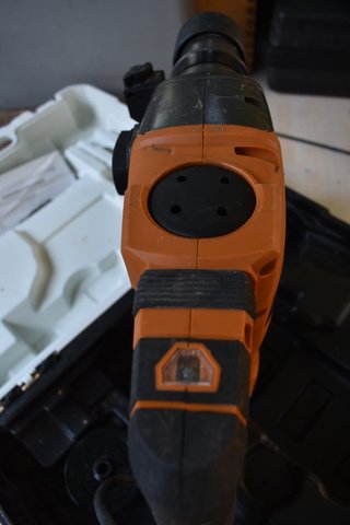 E01-Trepant percutor 1500W