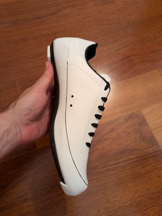 NUEVAS Zapatillas CAFE DU CYCLISTE ROAD talla 43.