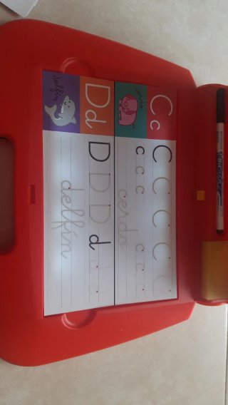 Yo aprendo a escribir/Jo aprenc a llegir