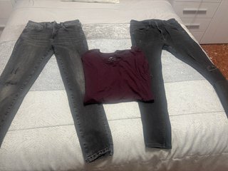 Lote 2 Pantalones Vaqueros y Camiseta Gris/Negro