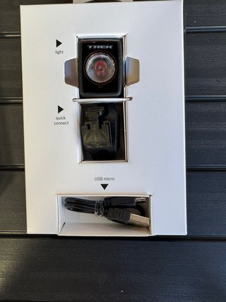 Luz trasera Trek Flare RT.