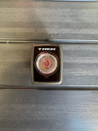 Luz trasera Trek Flare RT.
