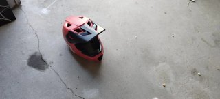 Casco de moto integral rojo