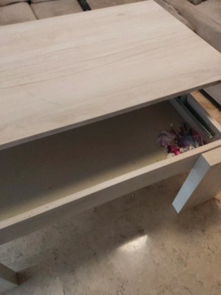 Mesa de centro de madera clara