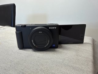 Cámara Sony ZV-1 Negra (sin usar)