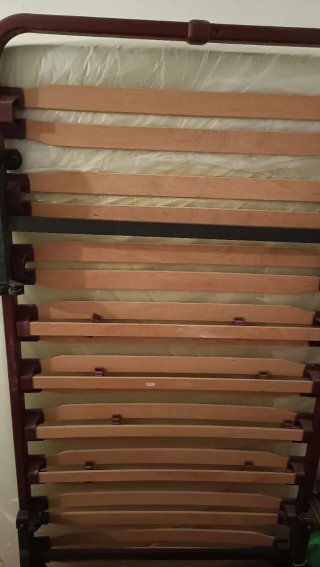 Somier más colchón 90 x 180 nuevo (solo una noche)