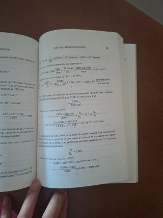 Libro resueltos de problemas de química. General