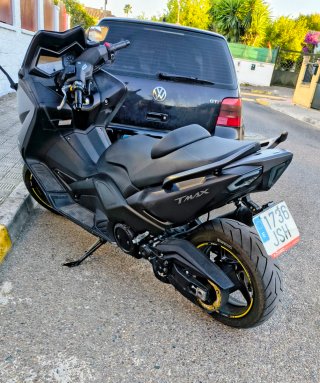 Yamaha Tmax 530 Maxi Scooter