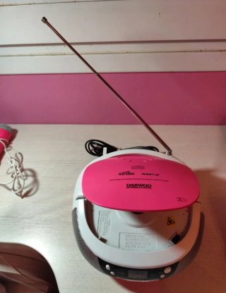 Radio CD Karaoke MP3 Daewoo International