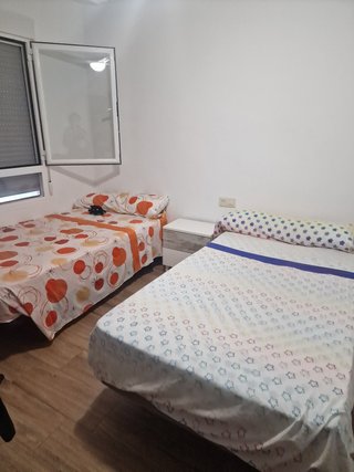 2 Camas 105cm bases tapizada con colchon+cabecero