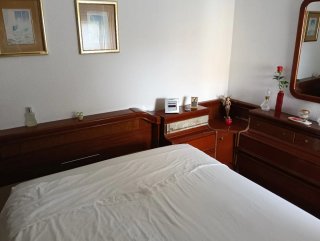 REGALO Muebles de habitación madera oscura
