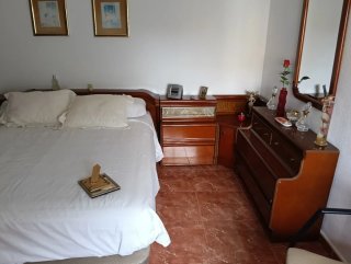 REGALO Muebles de habitación madera oscura
