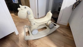 Caballito unicornio balancín para niños