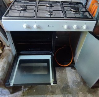 Cocina de gas Meireles con horno