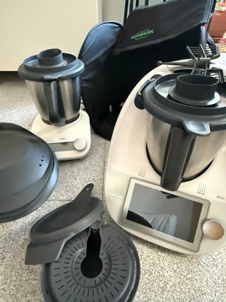 Thermomix TM6 + Friend + Accesorios