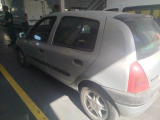 Renault Clio 2000