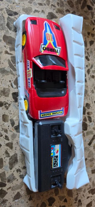 Coche teledirigido rojo Future Racer