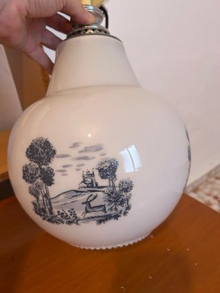 Lámpara vintage decorada