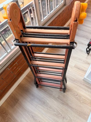 Escalera articulada 4 tramos. Está en Granada