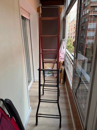 Escalera articulada 4 tramos. Está en Granada