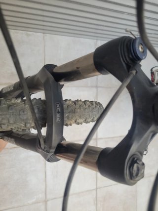 Bicicleta BH PEAK 6.9 de montaña