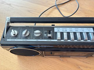 Sanyo M7010K radio cassette vintage