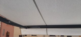 Toldo terraza eléctrico beige/gris