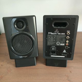 Altavoces Behringer Media 40USB