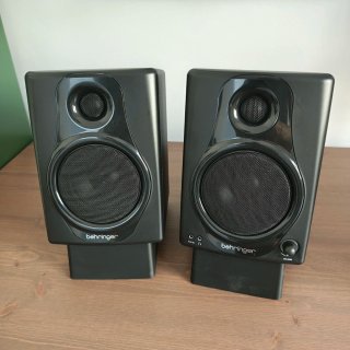 Altavoces Behringer Media 40USB