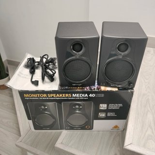 Altavoces Behringer Media 40USB