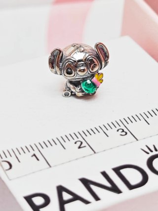 Pandora Charm Stitch con piña plata Disney