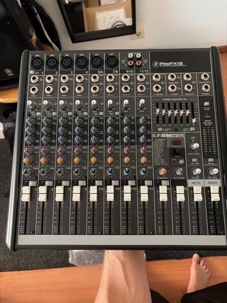 Mesa de Mezclas Mackie ProFX12 USB