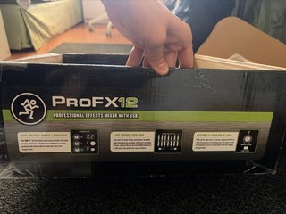 Mesa de Mezclas Mackie ProFX12 USB