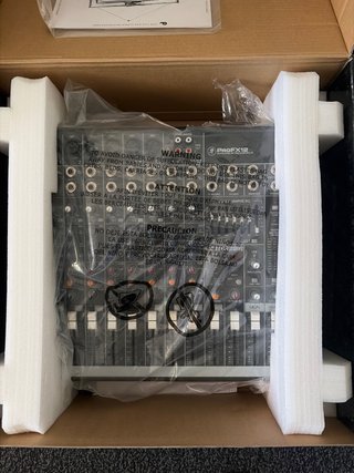 Mesa de Mezclas Mackie ProFX12 USB