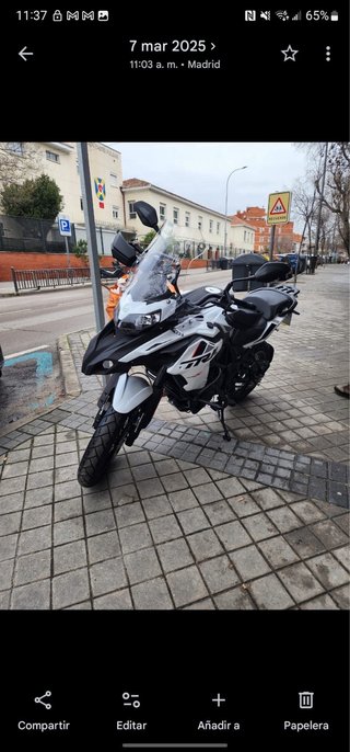Benelli TRK 2025 Adventure Moto
