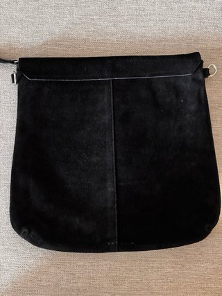 Cartera PRÜNE de gamuza negra – NUEVA, nunca usada