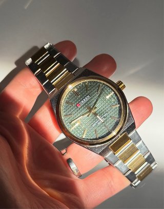 Reloj Curren Hombre Dorado y Plateado nuevo
