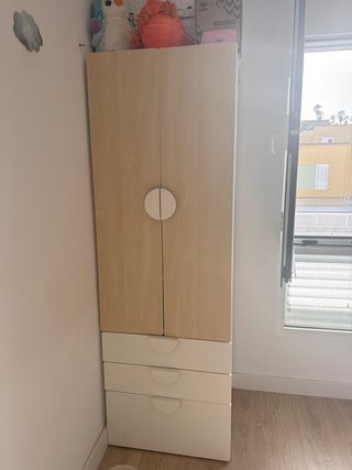 Mueble Ikea 2 puertas y 3 cajones