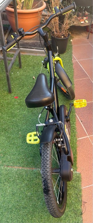Bicicleta infantil B'TWIN 16 con dibujo