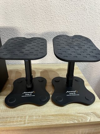 Altavoces KRK Rokit RP5 (cuidadísimos) + Soportes