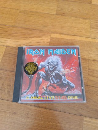 Iron Maiden - DVD y CDS