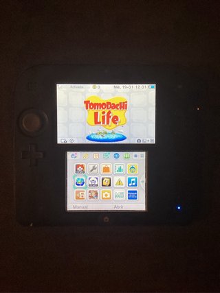 Tomodachi Life Nintendo 3DS + folletos